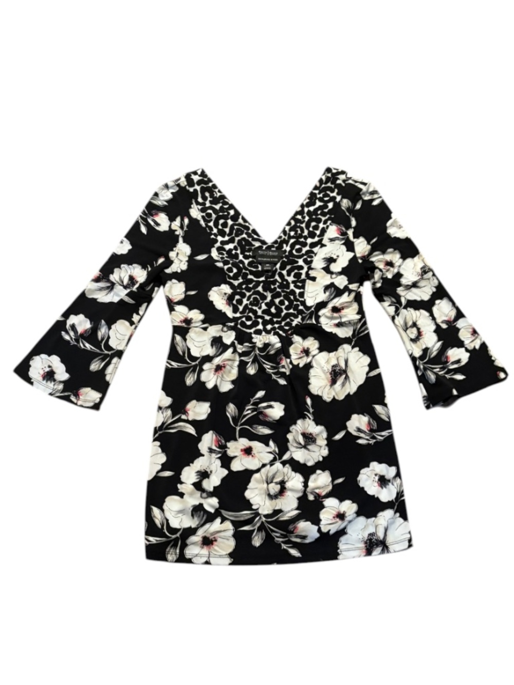 White House Black Market Blouse Size xs Signature Knits Black White Floral